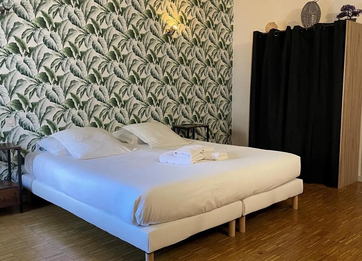 Hotel De L'Horloge Auvillar 0*,