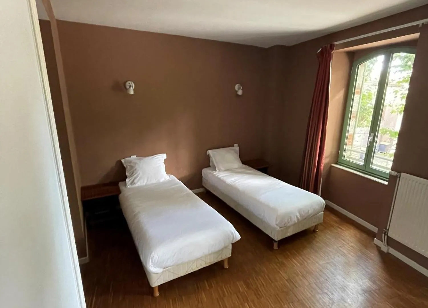 Hotel De L'Horloge Auvillar 0*,