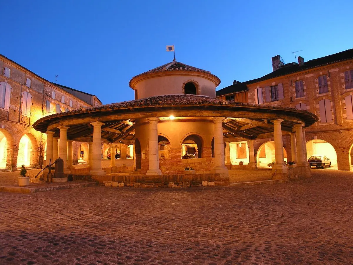 Hotel De L'Horloge Auvillar 0*,  Frankreich